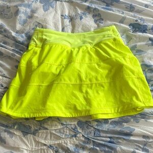 Highlight yellow pace rival skirt